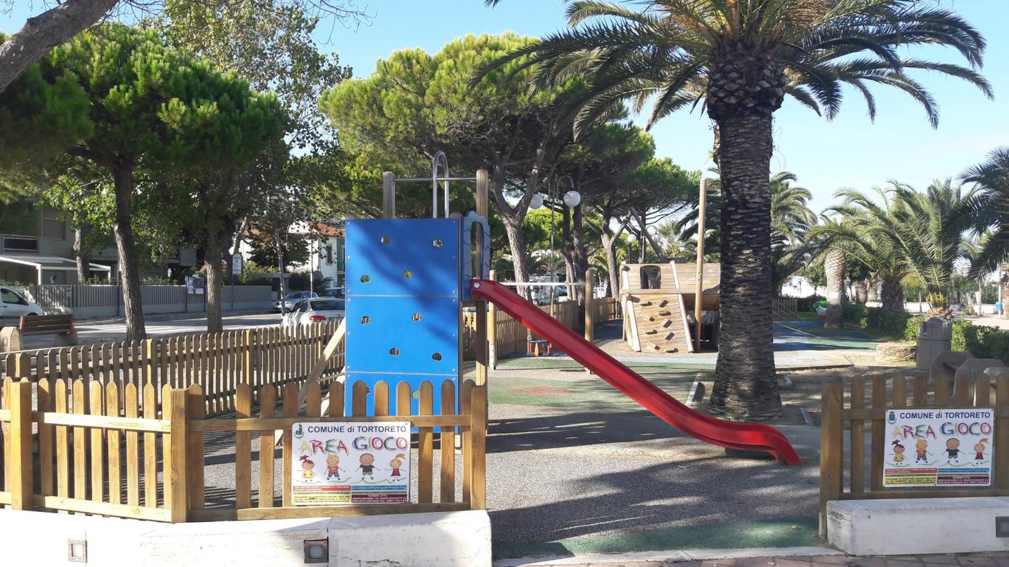 Apartment Gioiello Marino -1 Min From The Sea- Free Parking- Bike- Wi-fi *